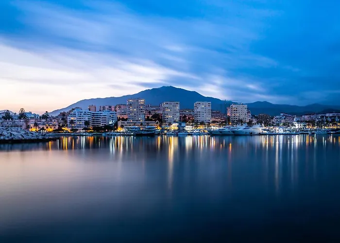 Lägenhet Casa Del Toro Estepona
